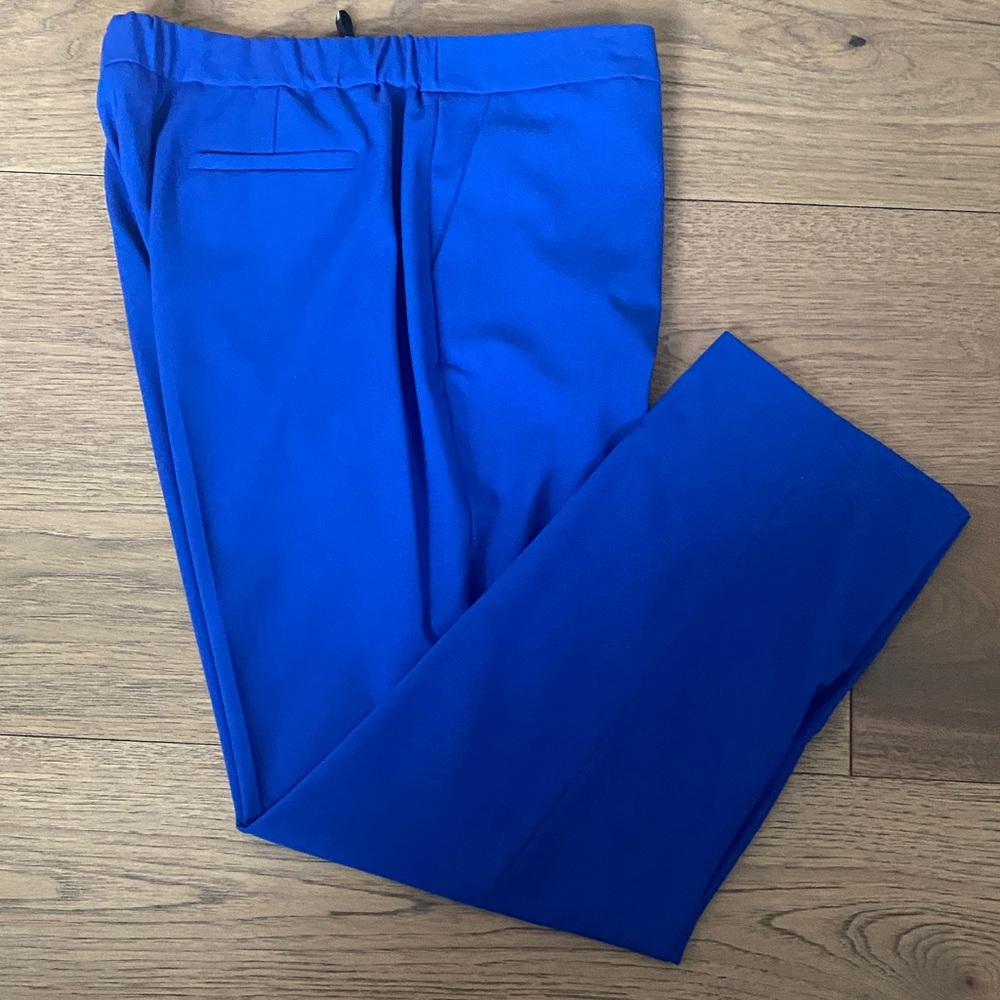 Calvin Klein Blue Cropped pants